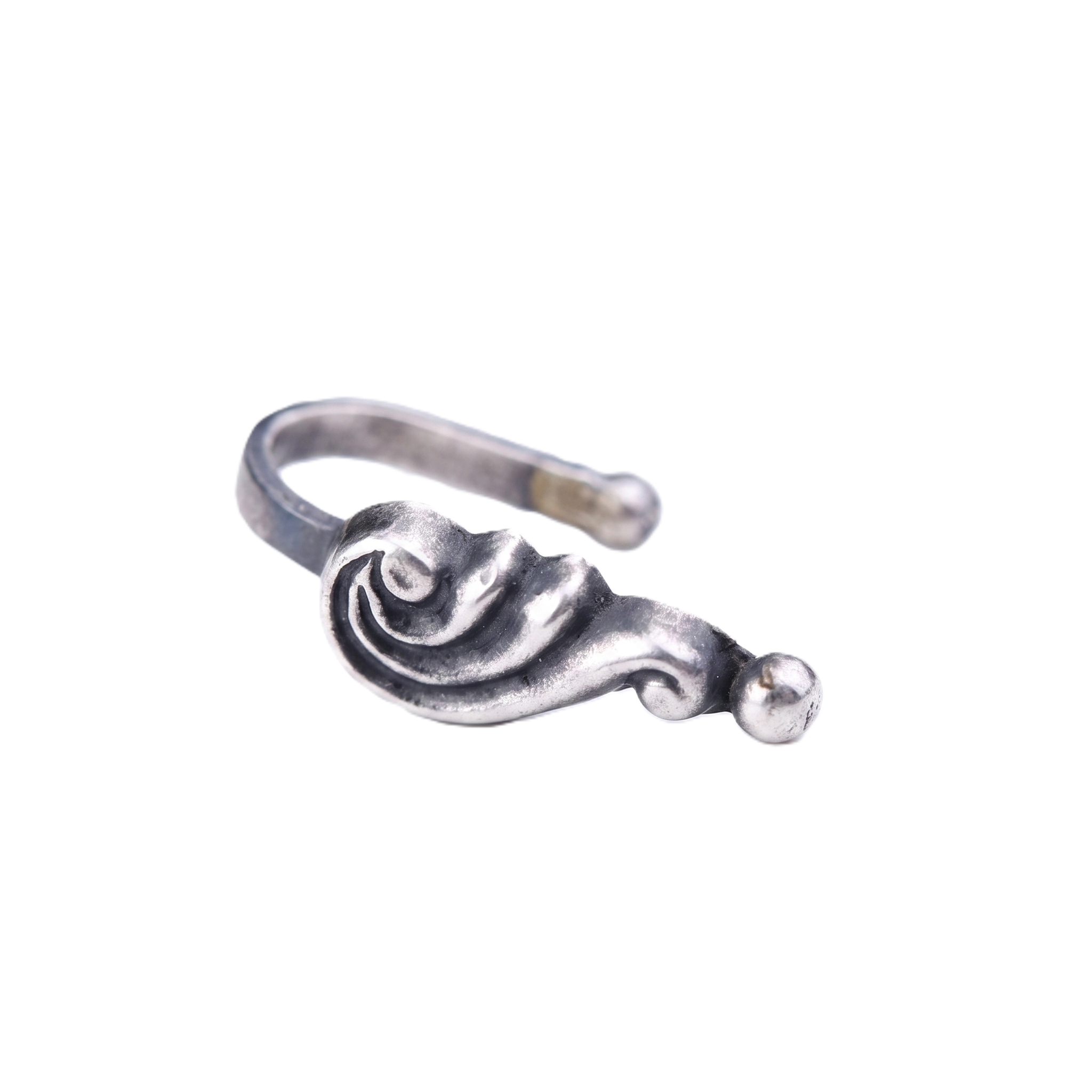 Itihaas Shankha Nosepin (Clip on)