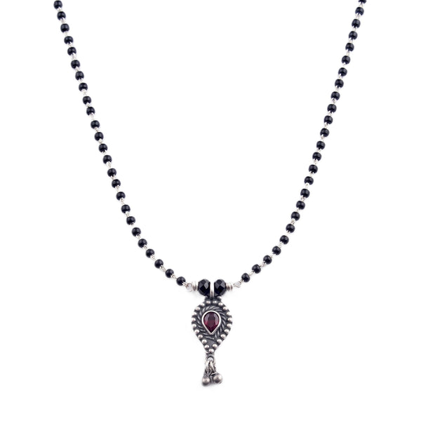 Silver Charm Mangalsutra : Parna ghungroo