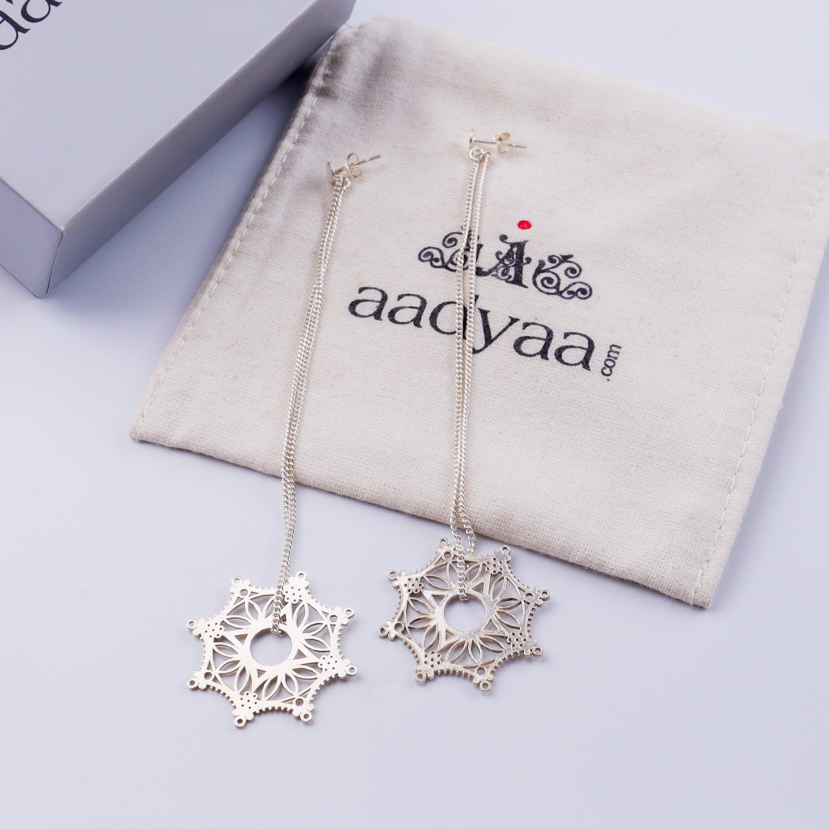 Silver Snowflake Filigree Dangler Earring