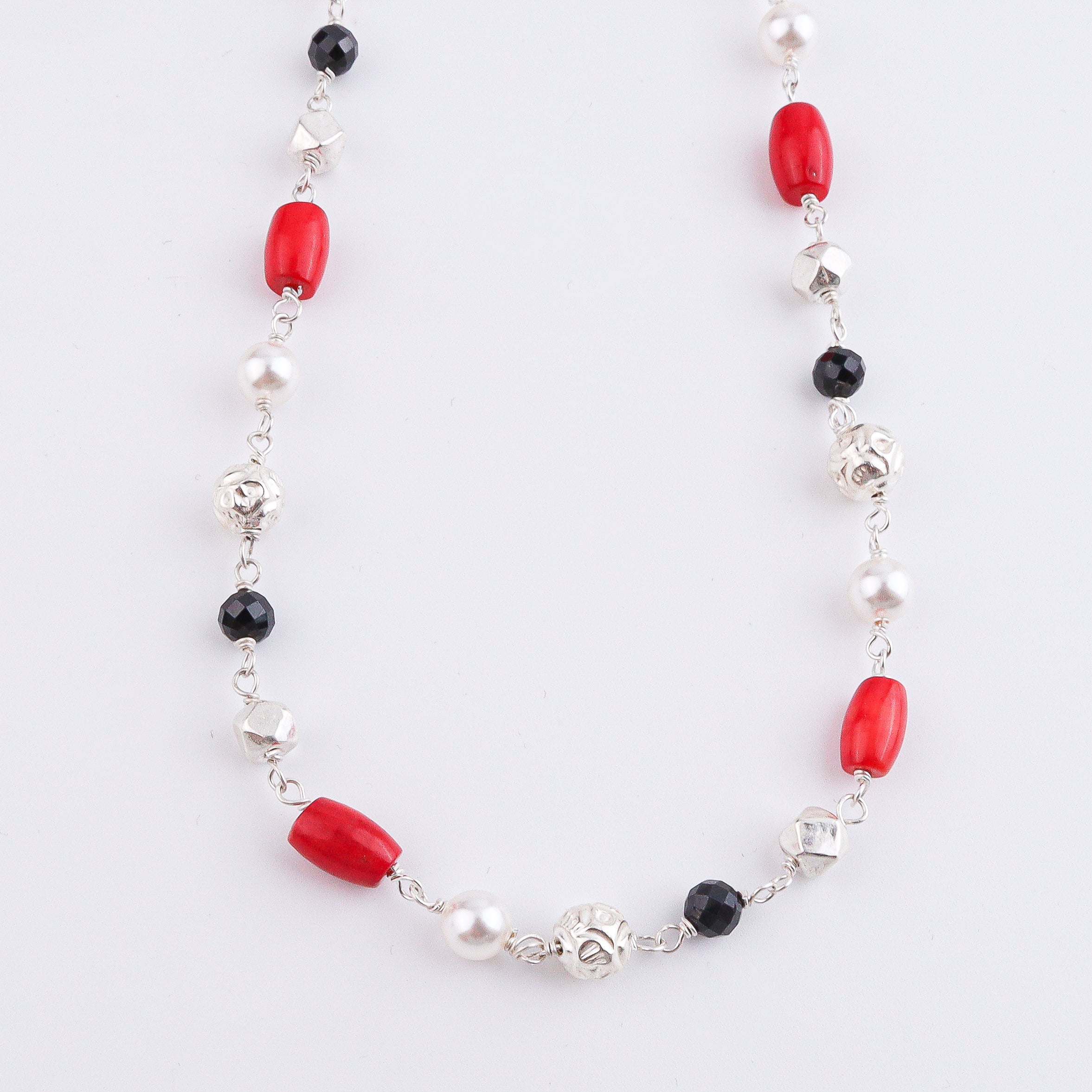 One Layer Coral, Pearl, Mohanmaal Bead, Ashtapailu & Black Spinel Ganthan