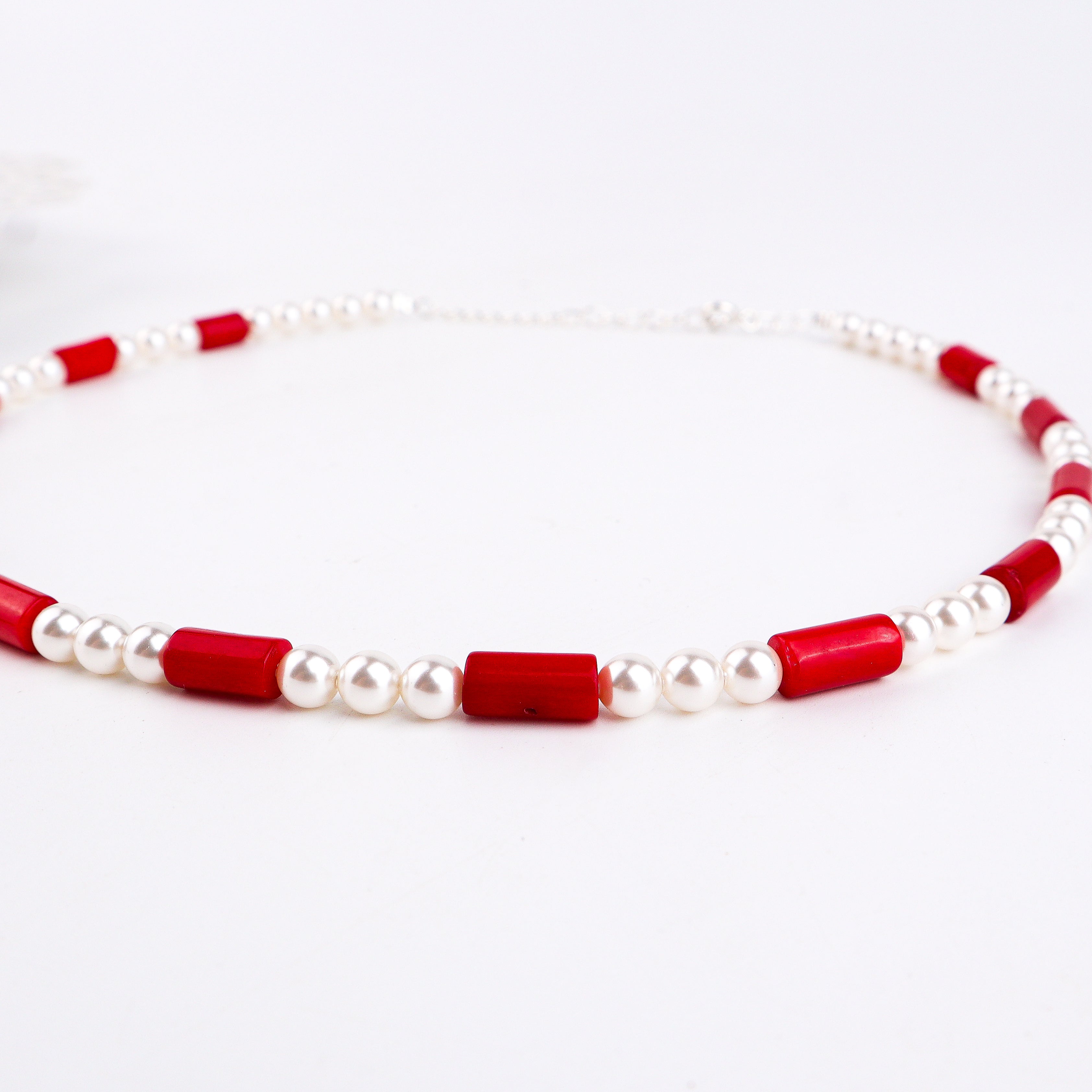 Pearl Necklace with Corals