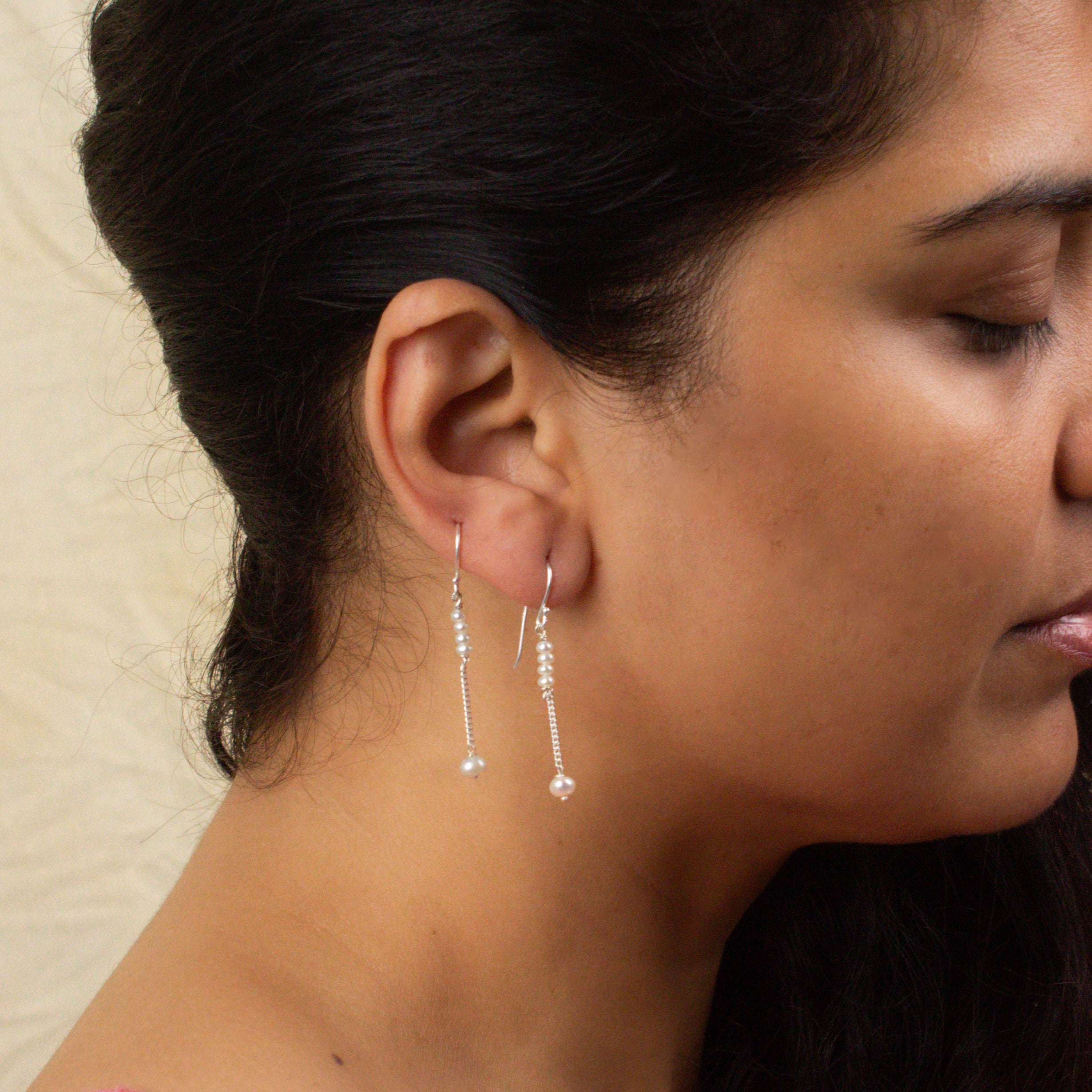 Silver Pearl Earring