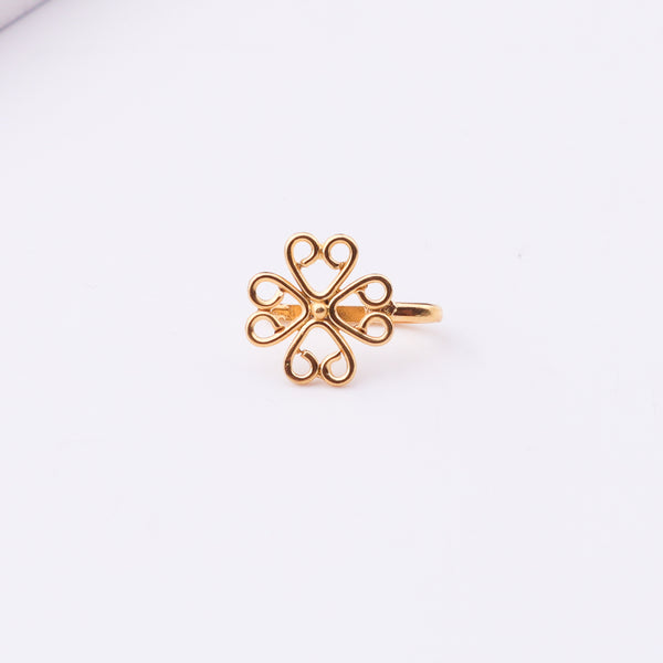 Gold-plated four-leaf clover nose pin with intricate heart-shaped loops