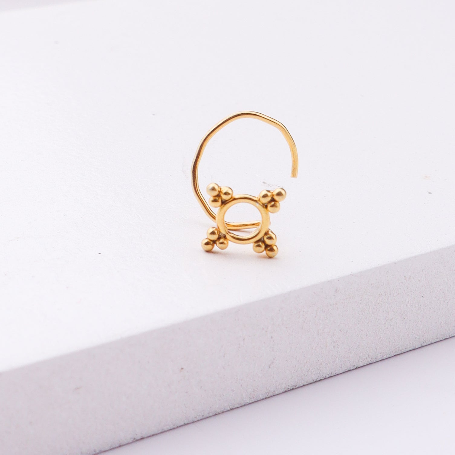 Gold plated Nabha nose pin pierced jewelry