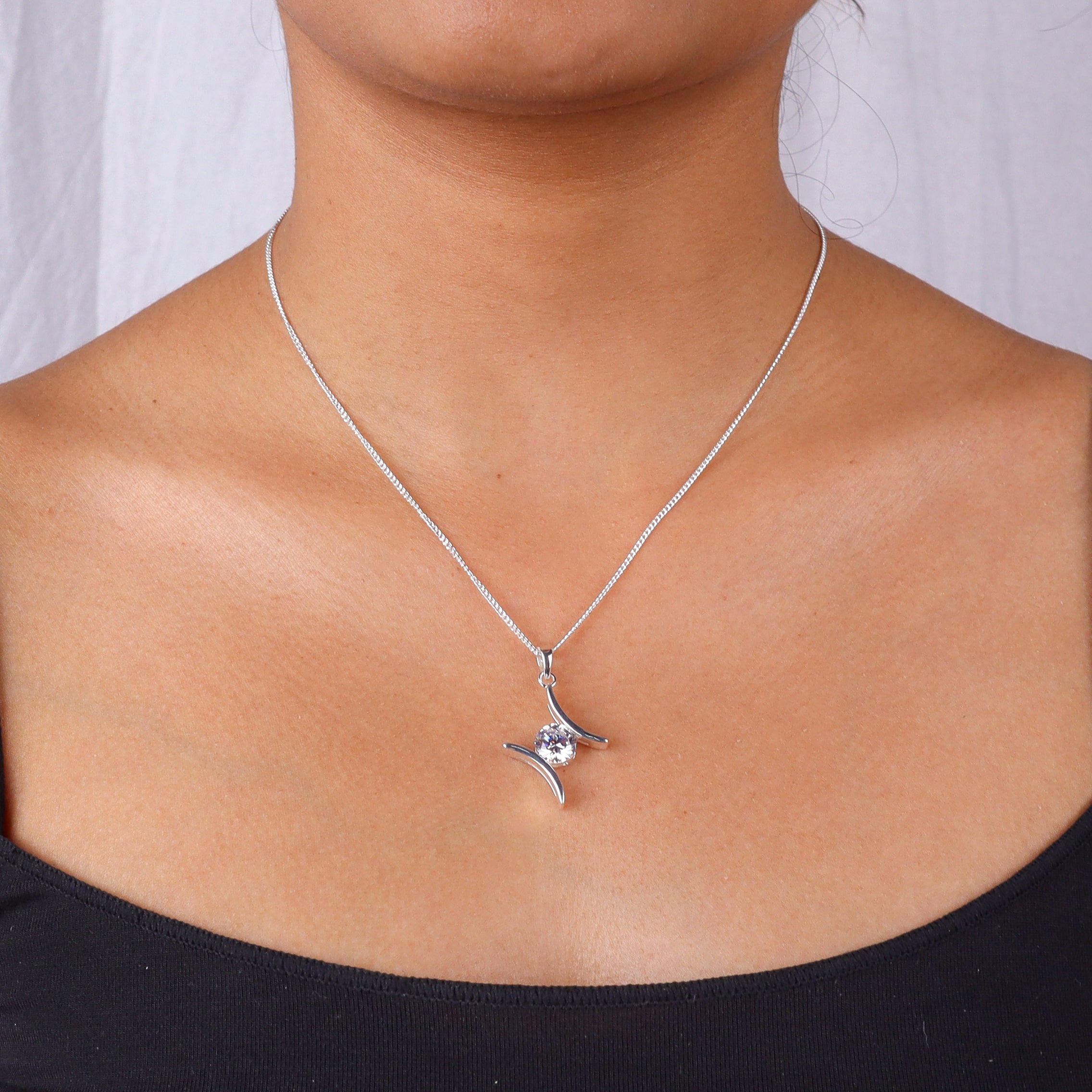 Silver Solitaire Pendant