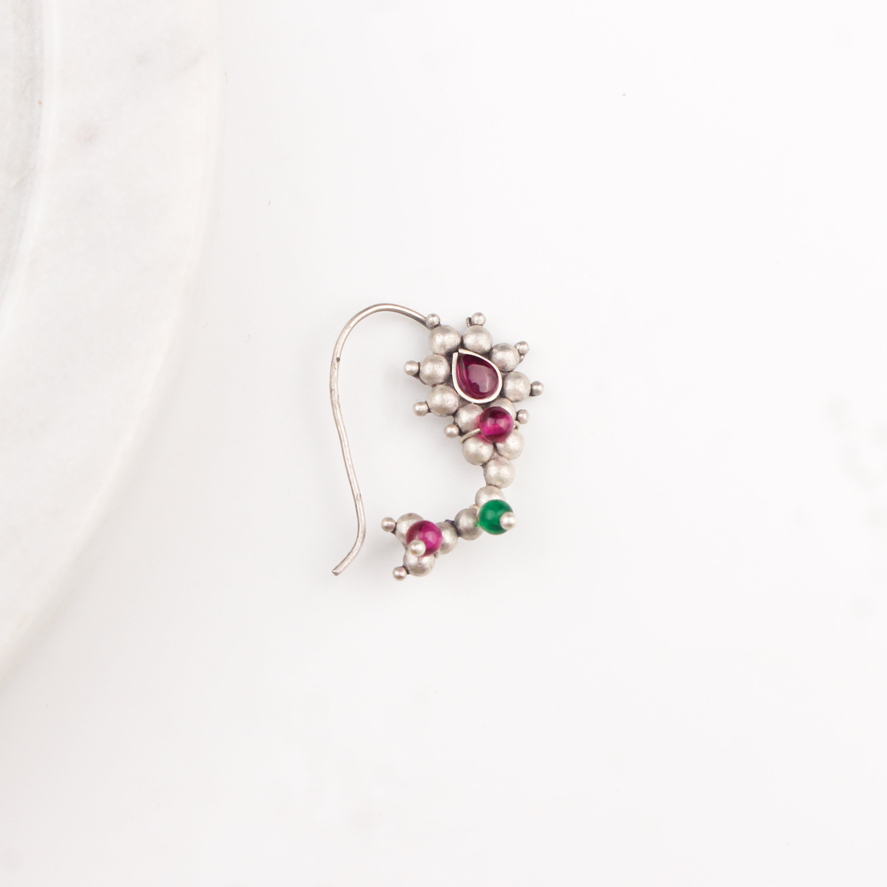 Small Itihaas Maharashtrian Nath (Left, Pierced)