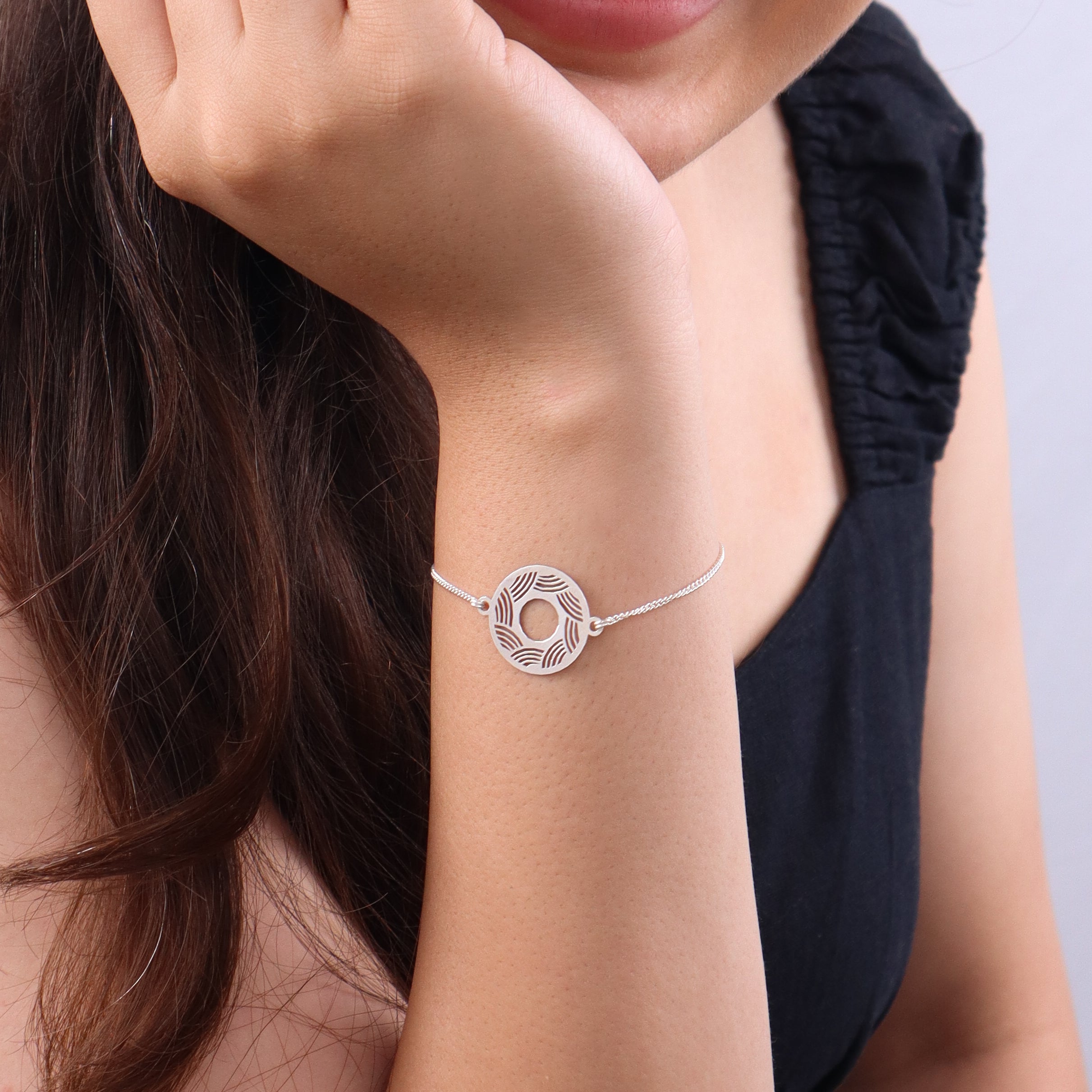 Silver Round Filigree Bracelet