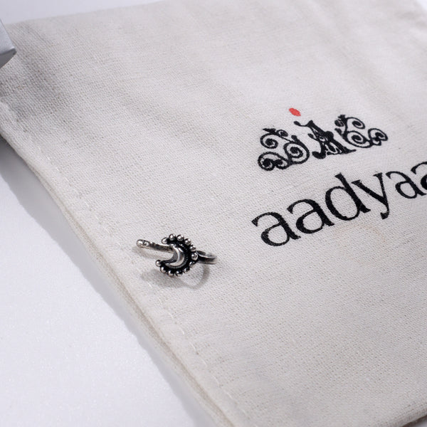 Chandrakor Nose pin: Small (Clip On)