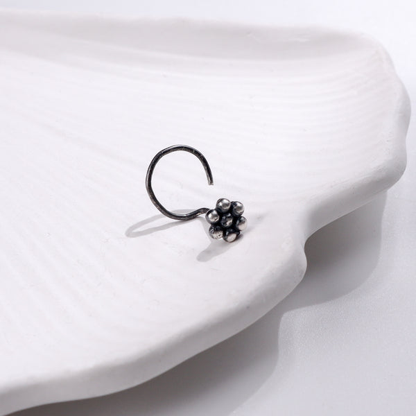 Itihaas Kudi Nose pin - Small (Pierced) | 92.5 Silver