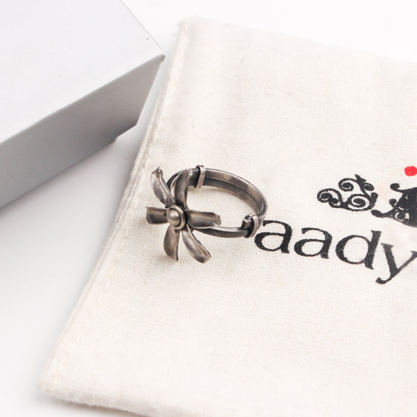 Gulbahaar Ring ( Adjustable )