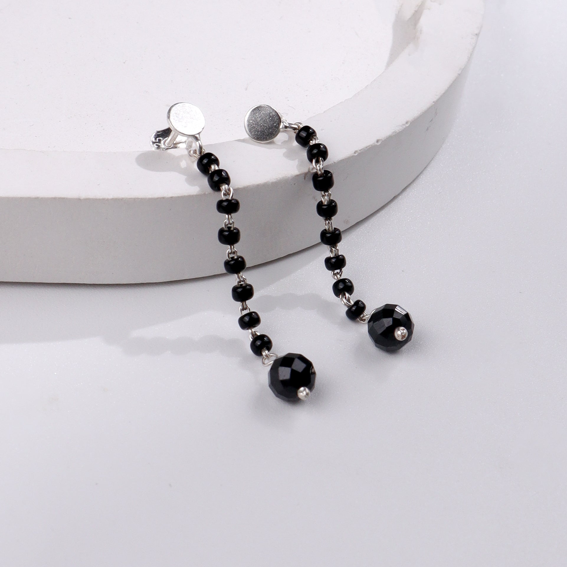 Silver String Earring with Black Spinel