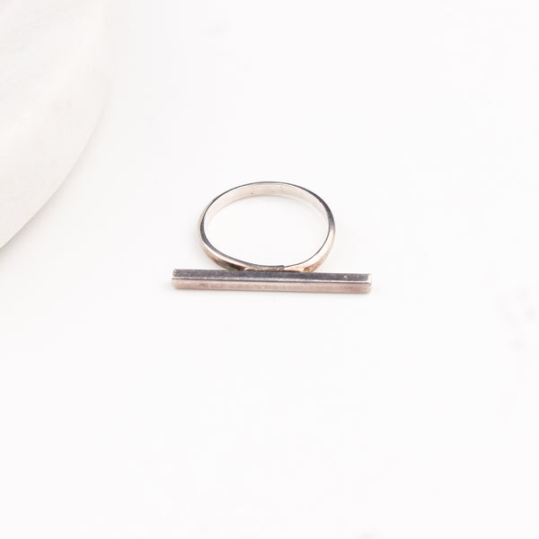 Classic Silver Ring : Line