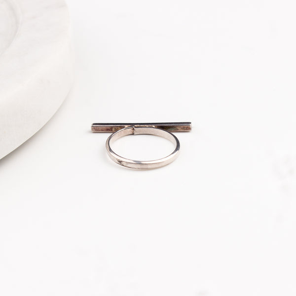 Classic Silver Ring : Line