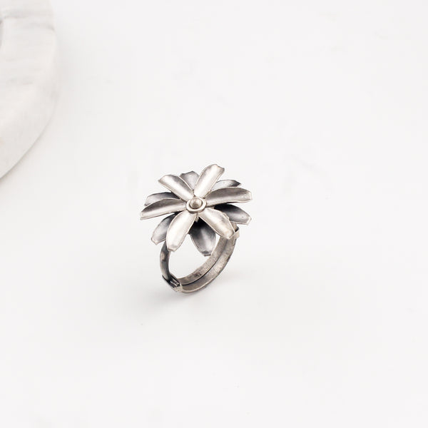 Mini Silver Soorajmukhi (Flower Motif) Ring