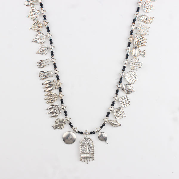 The Aadyaa Saaj - Shiny Silver, Black spinel (Made to Order)