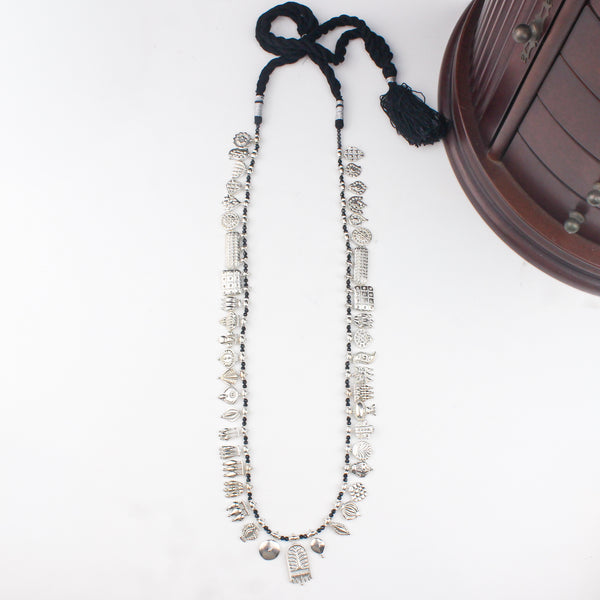 The Aadyaa Saaj - Shiny Silver, Black spinel (Made to Order)
