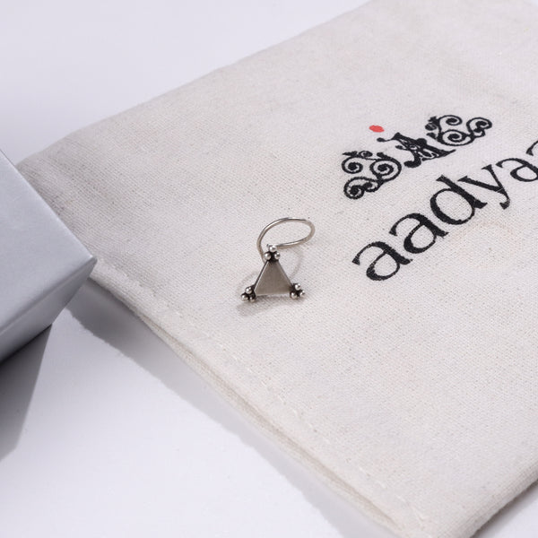 Geometric silver nose pin