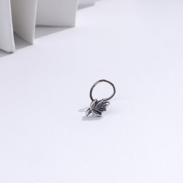 Silver Leaf Nose Pin – Nature Inspired 92.5 Silver