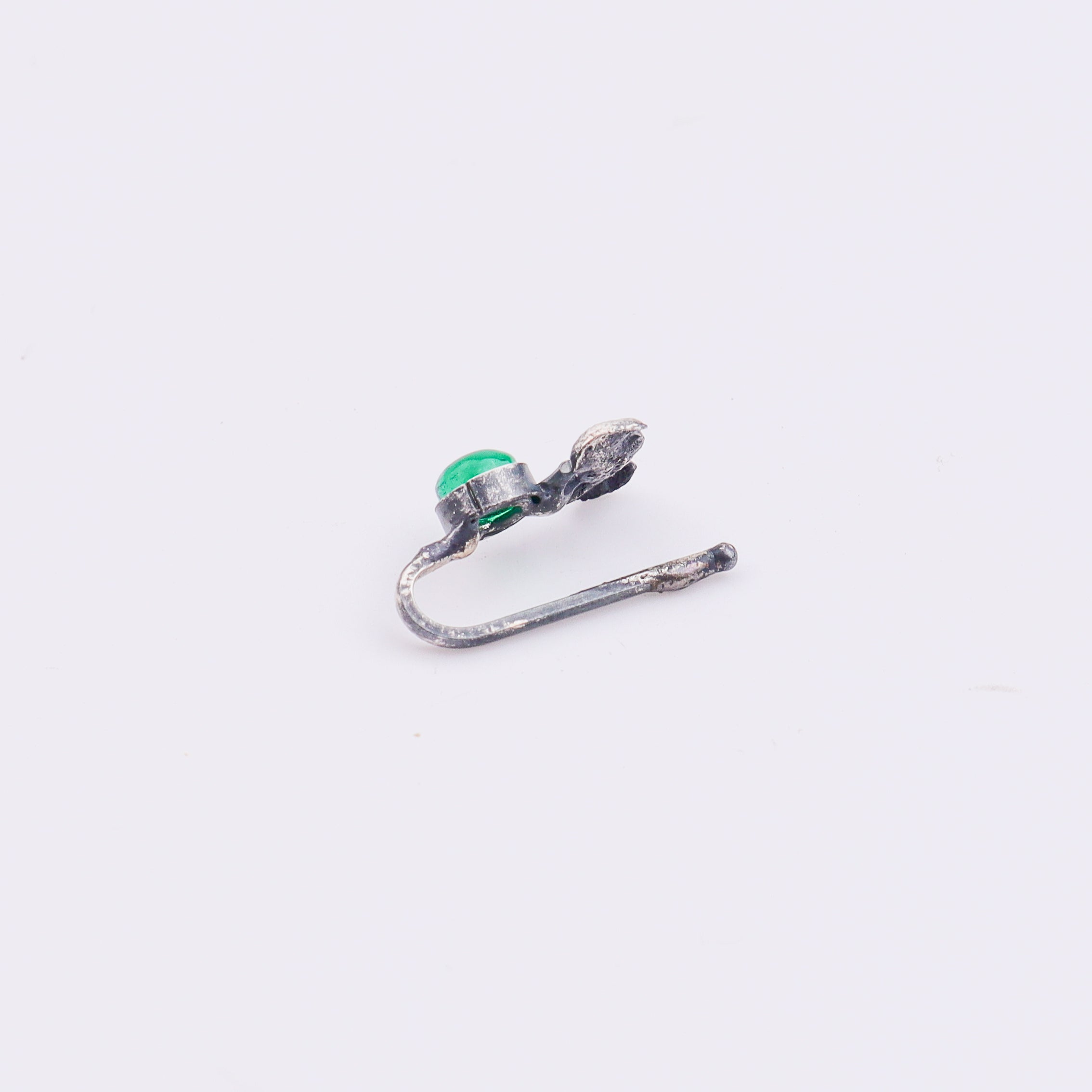 Oxidised Green Petalfall Clip-On Nose Pin (Large)