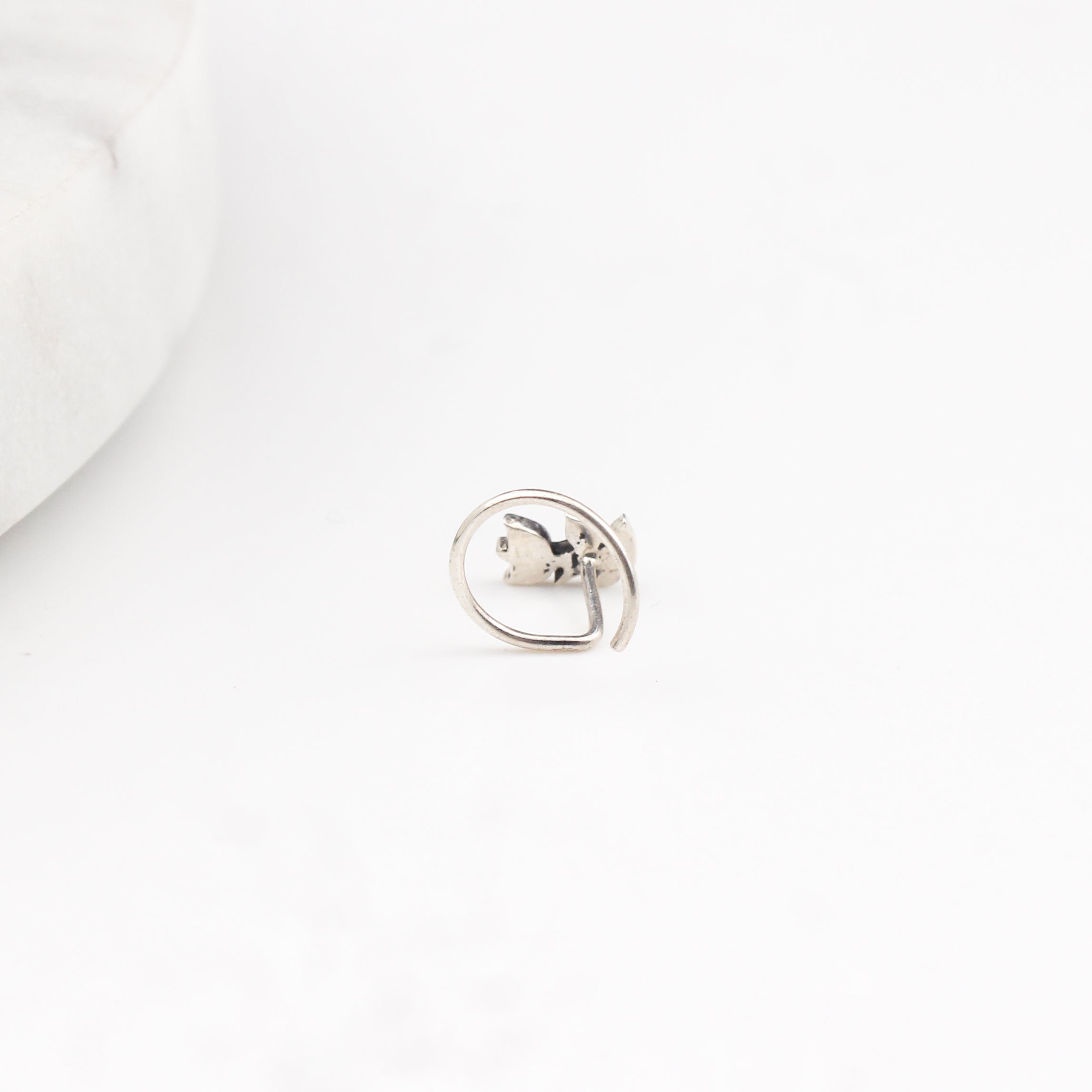 Leaves Nose pin Oxidized ( Pierced )