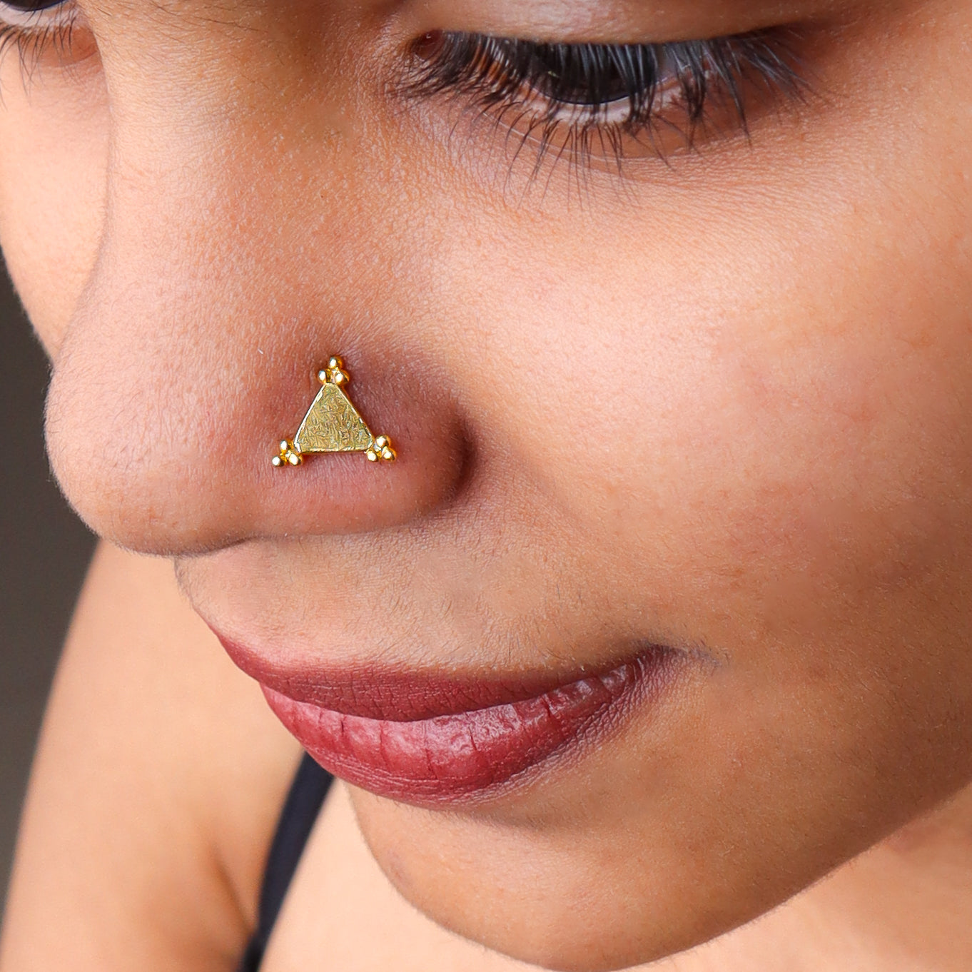 Gold triangle nose pin with tiny beads