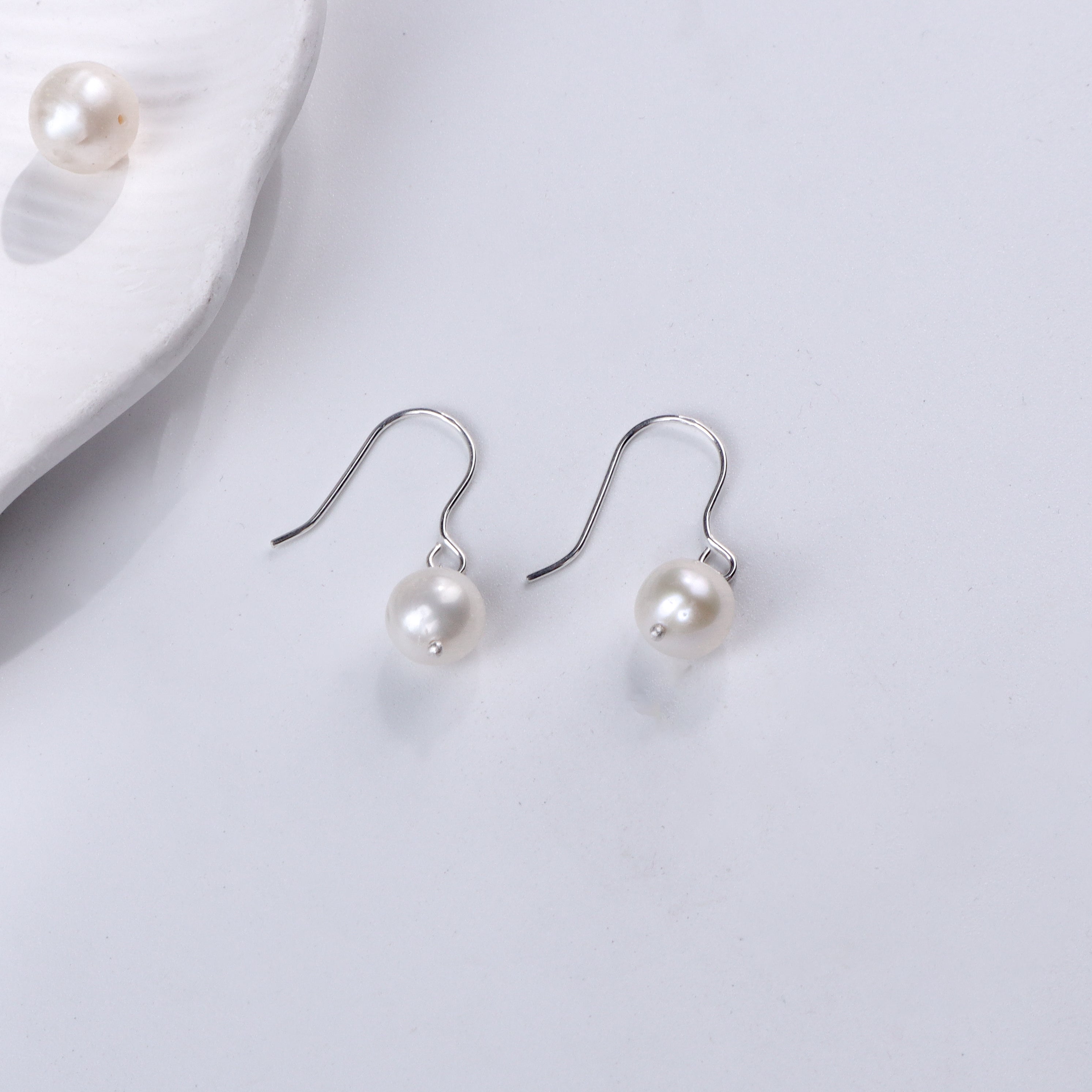 Single Pearl Earring | 92.5 Silver