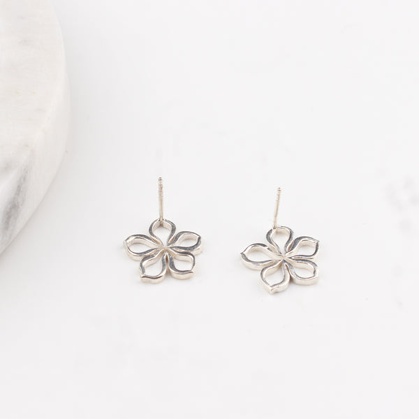 Sadafuli (Periwinkle) Earrings | 92.5 Sterling Silver