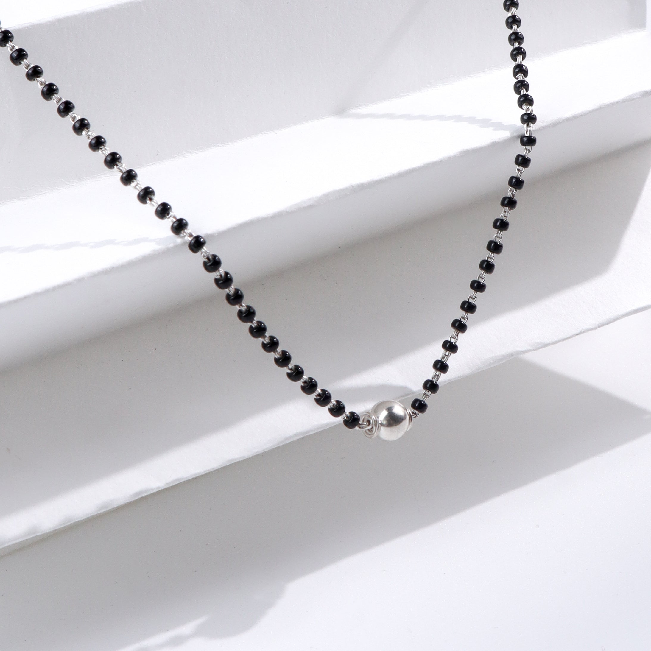 Classic Sarmanee Mangalsutra One Bead