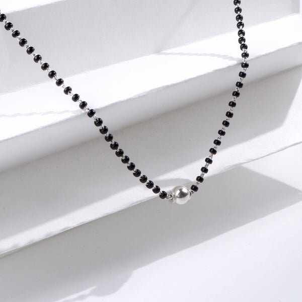 Classic Sarmanee Mangalsutra One Bead