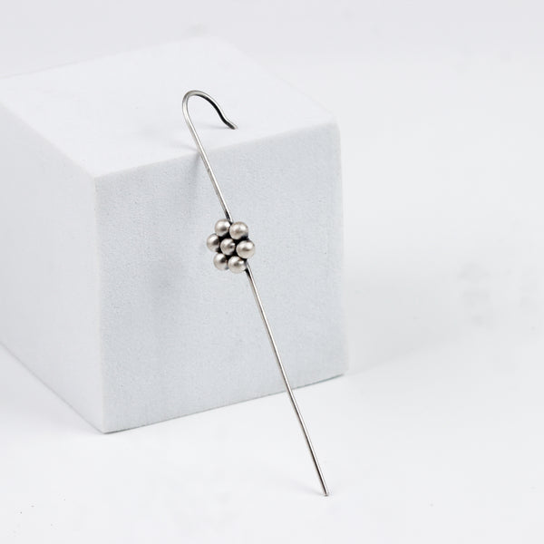 Silver Kudi Motif Single Earcuff