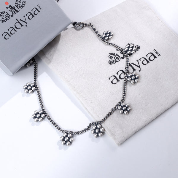 Kudi Chain Choker 9 Motif silver necklace on Aadyaa branded cloth