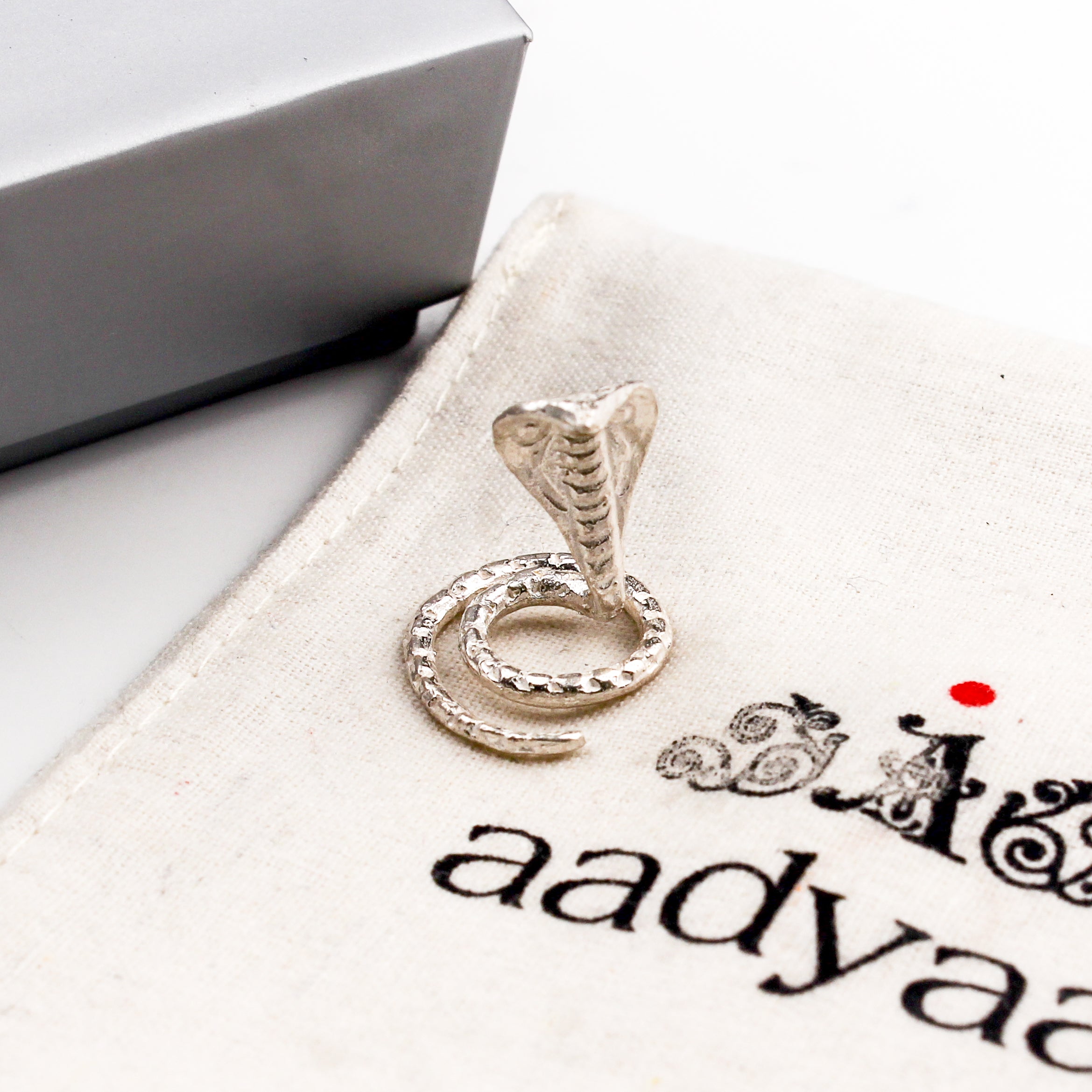 Silver Nag Idol – Small