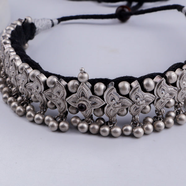Belpaantik : Silver Oxidised Finish