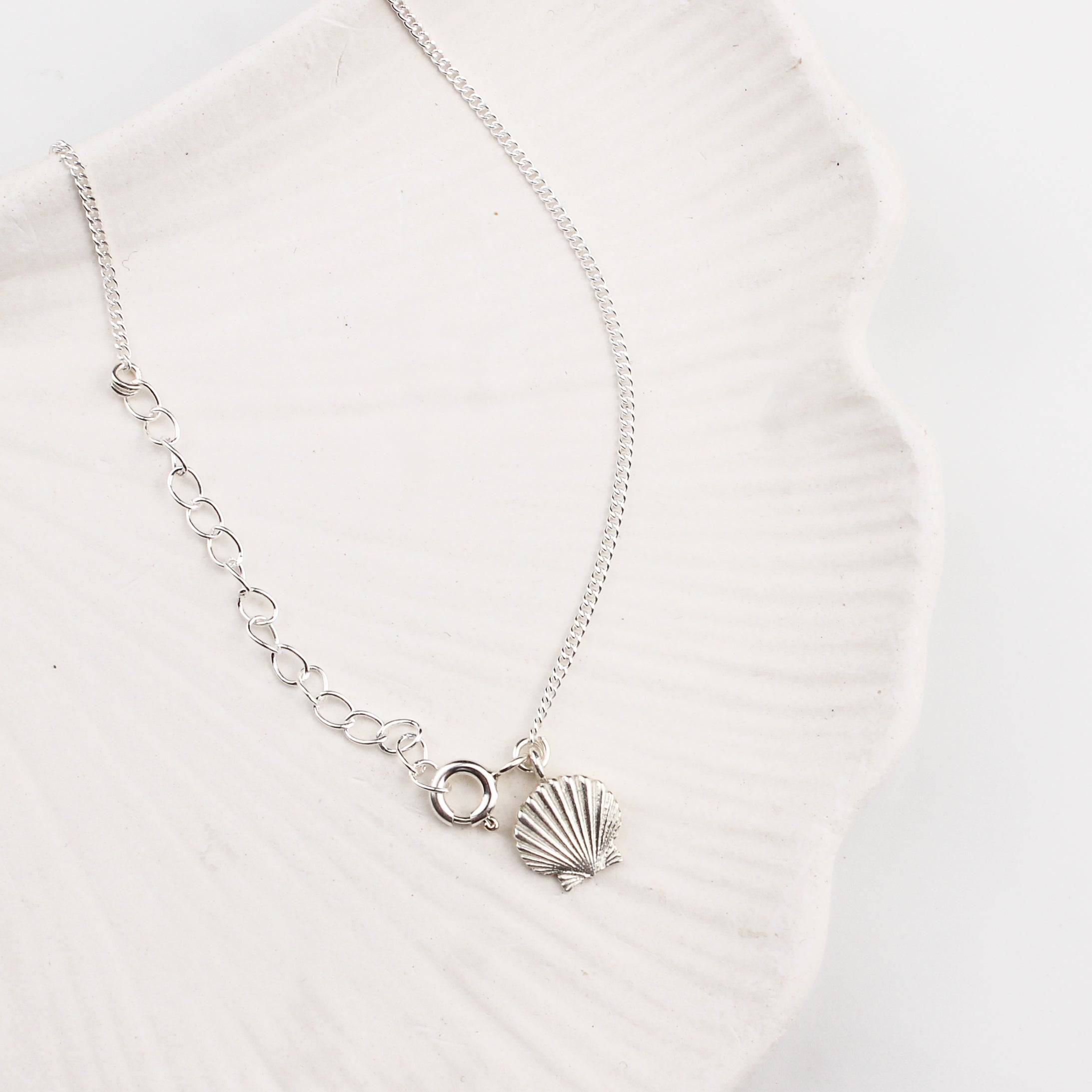 Silver Chain & Shell Charm Anklet by House of Aadyaa