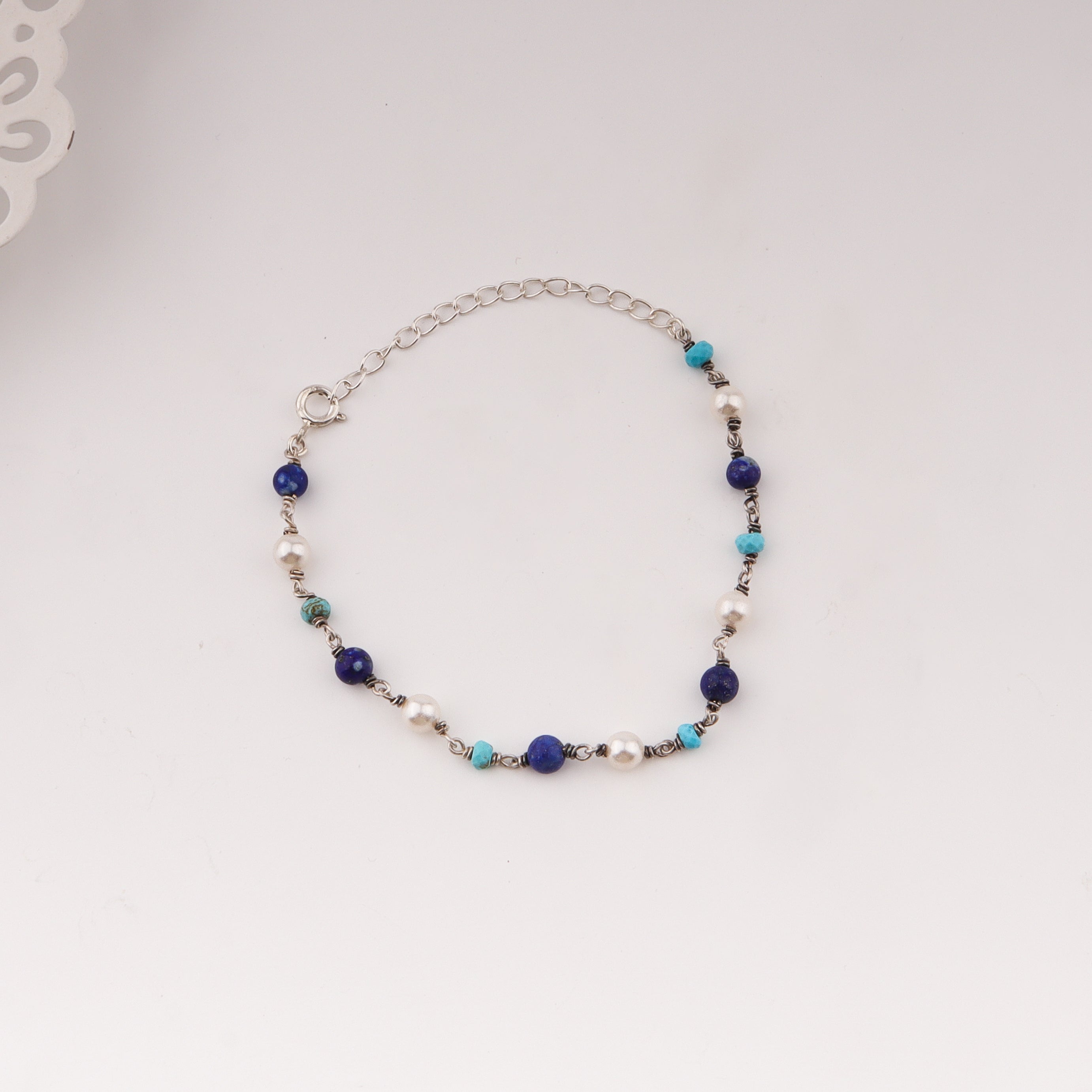 Silver ganthan bracelet with pearls and semipricious stones