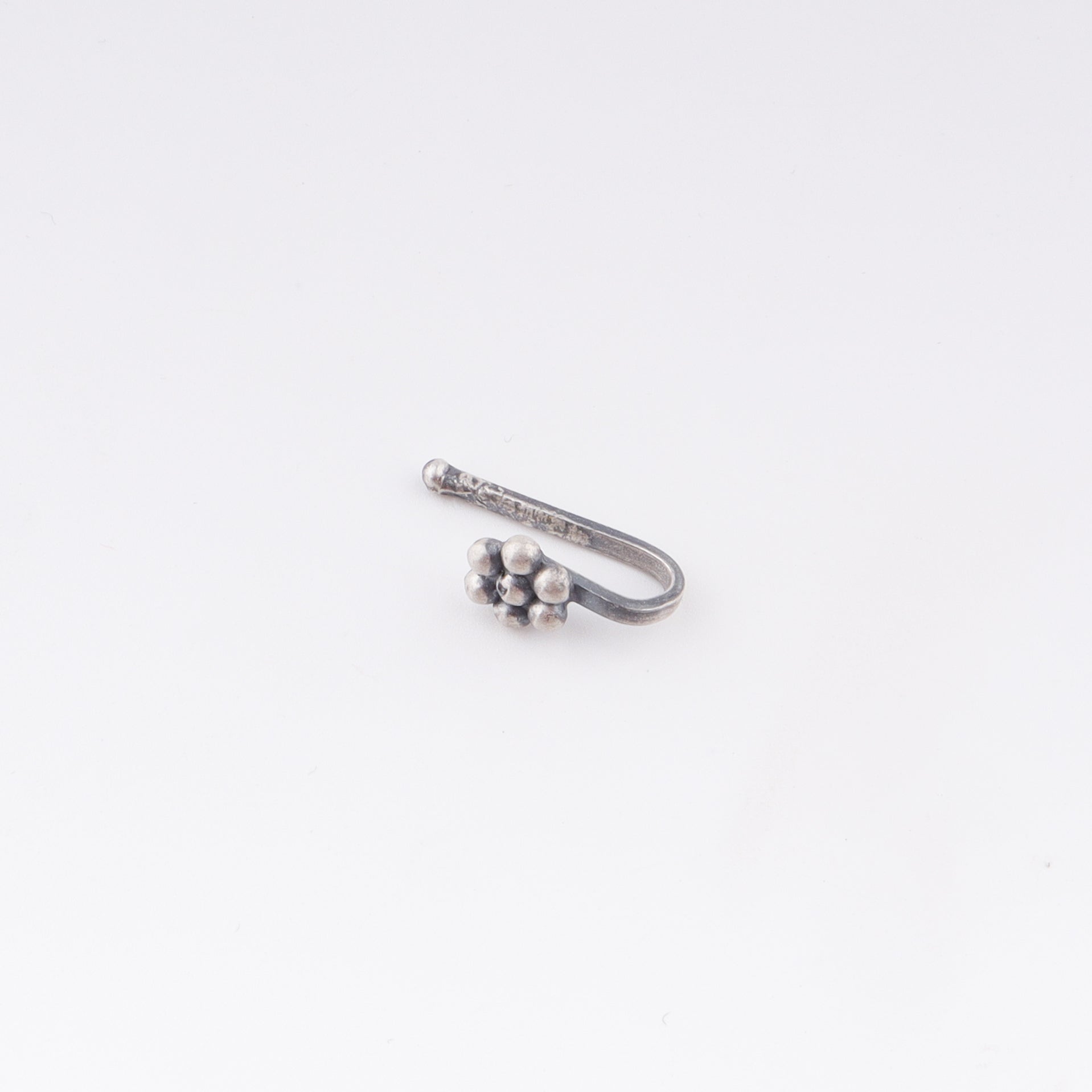 Itihaas Kudi Nose pin: Small (Clip On)