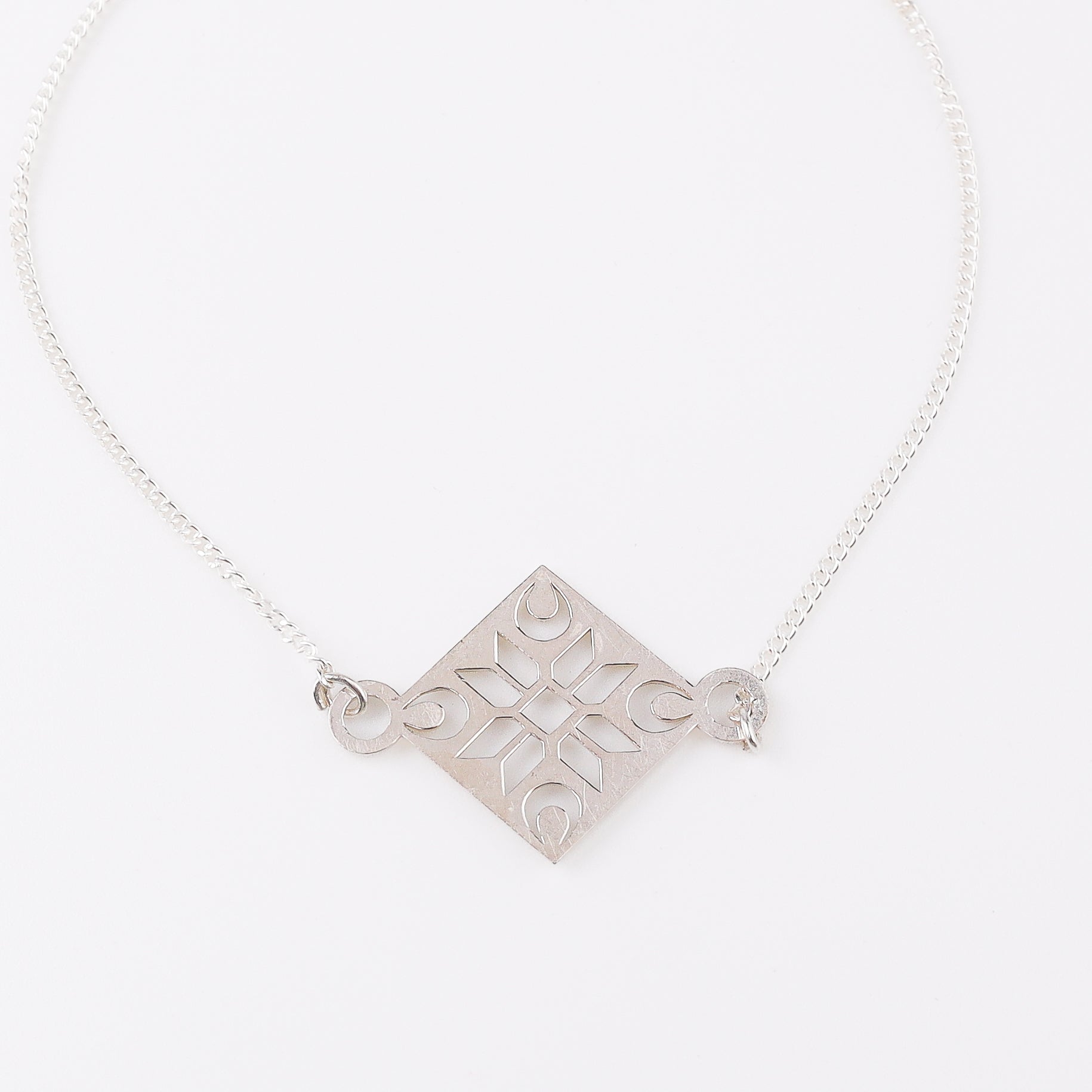 Silver Lazercut Pendant Bracelet