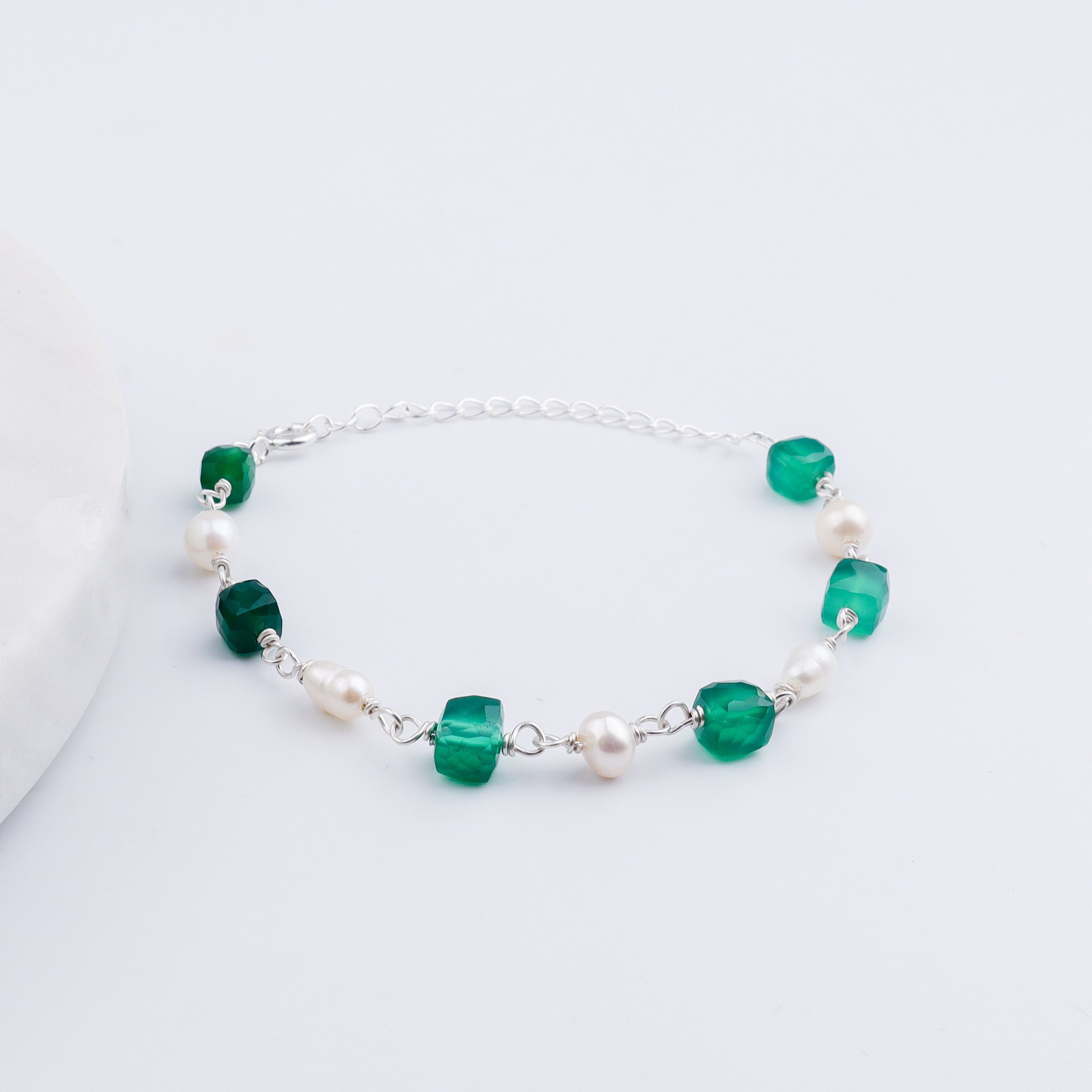 Green Onyx Stone with Pearls Bracelet