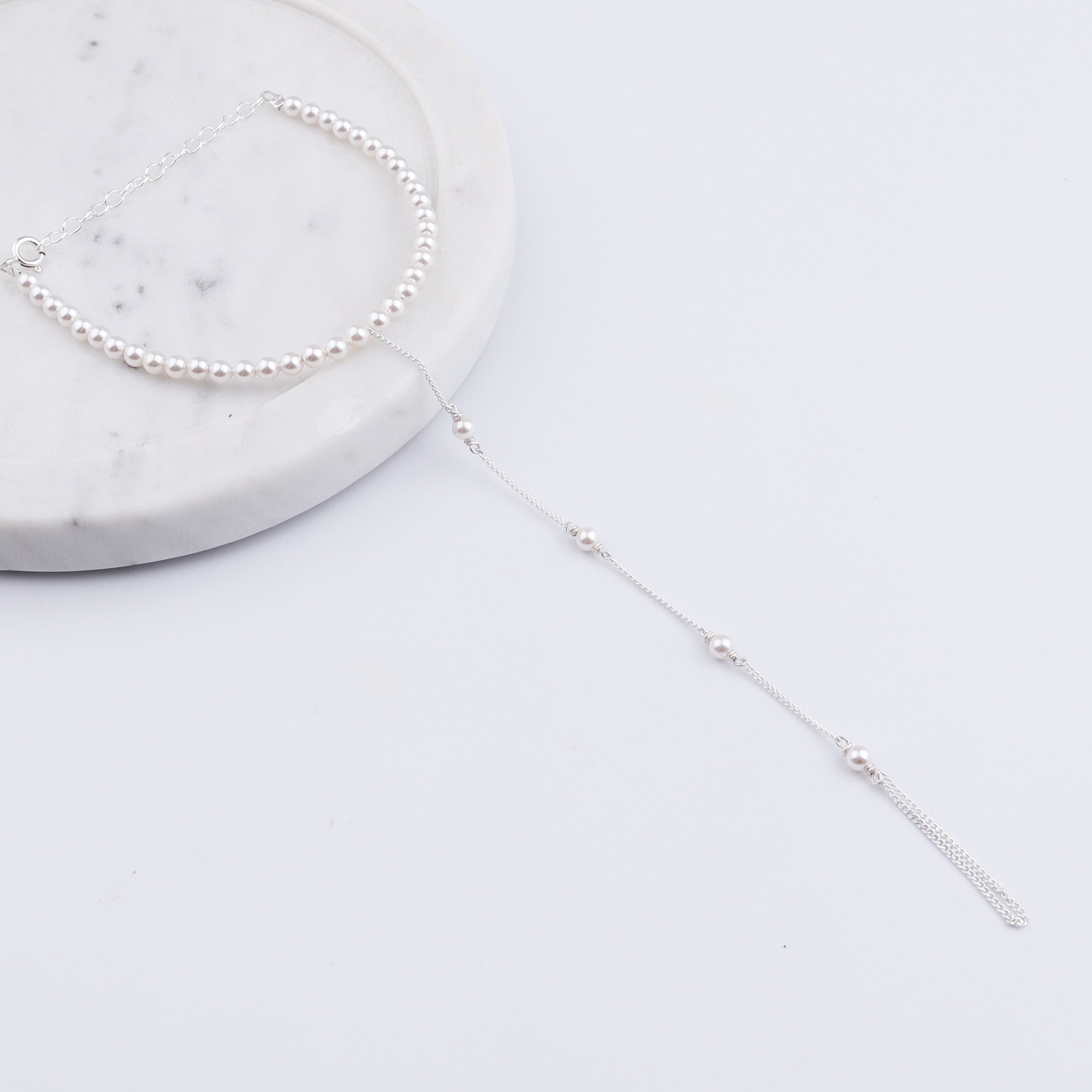 Elegant Pearl Hand Chain Bracelet