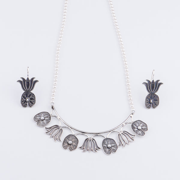 Abstract Silver Pearl Set