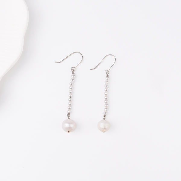 Pearl Dangler Earring