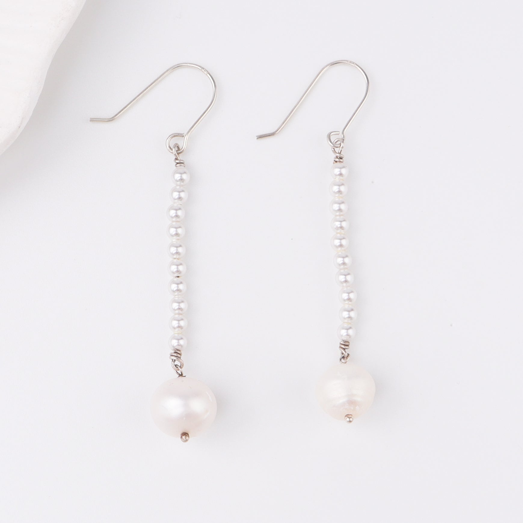 Pearl Dangler Earring