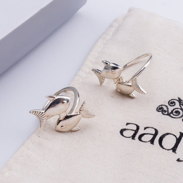 Silver Motif Fish Toering