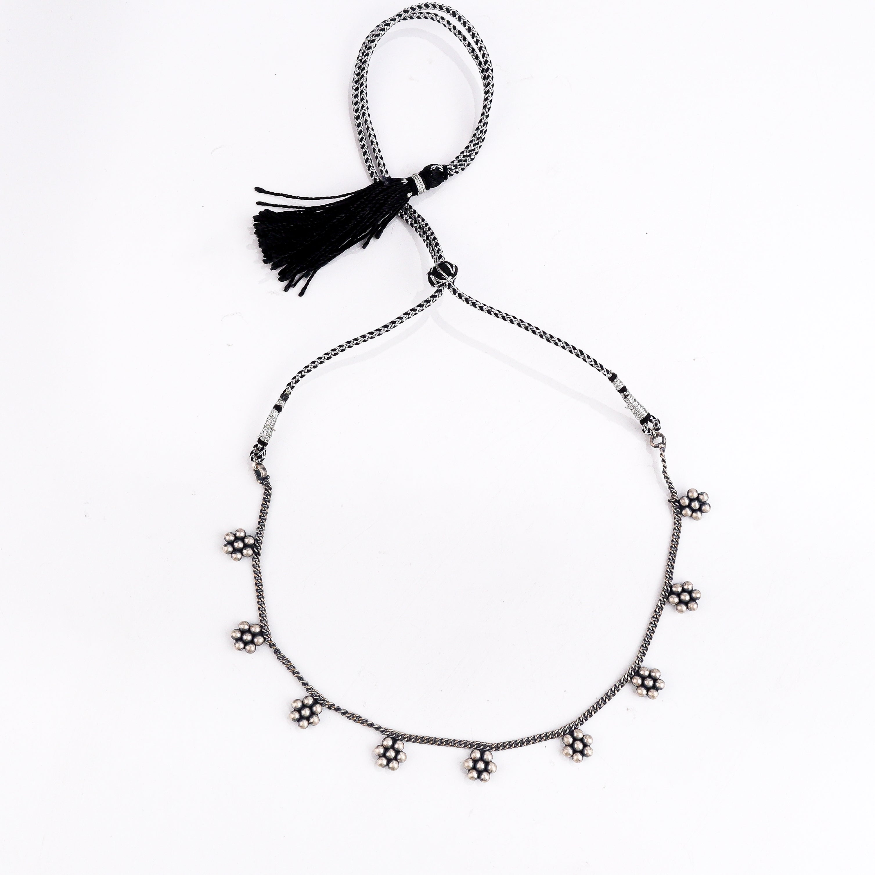 highlighting handcrafted kudi motif finish