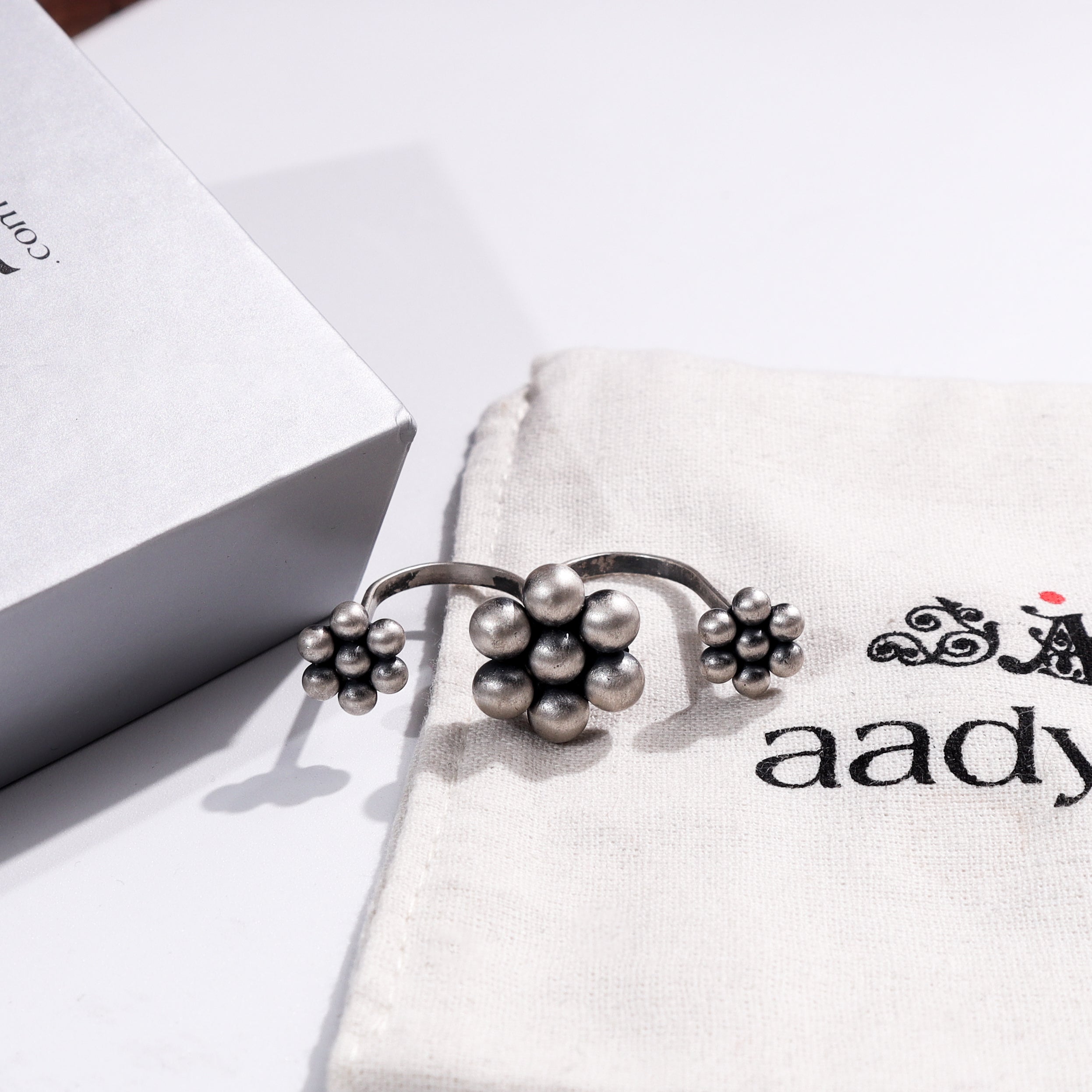 Kudi Two Finger Ring