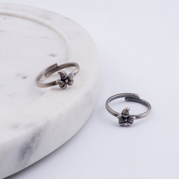 Koyari Toe Ring