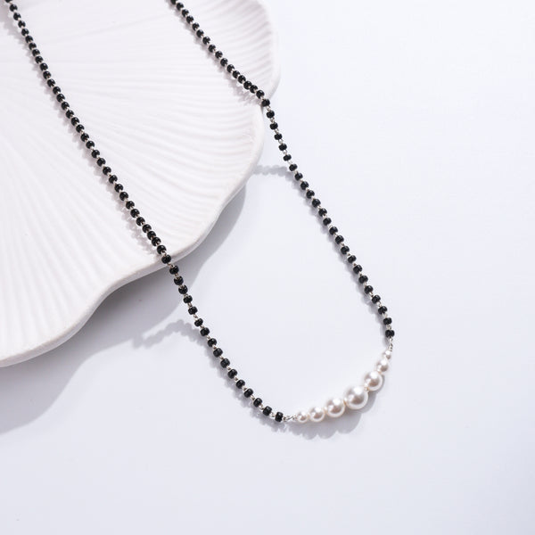 Minimal Pearls Silver Mangalsutra with black beads and white pearls