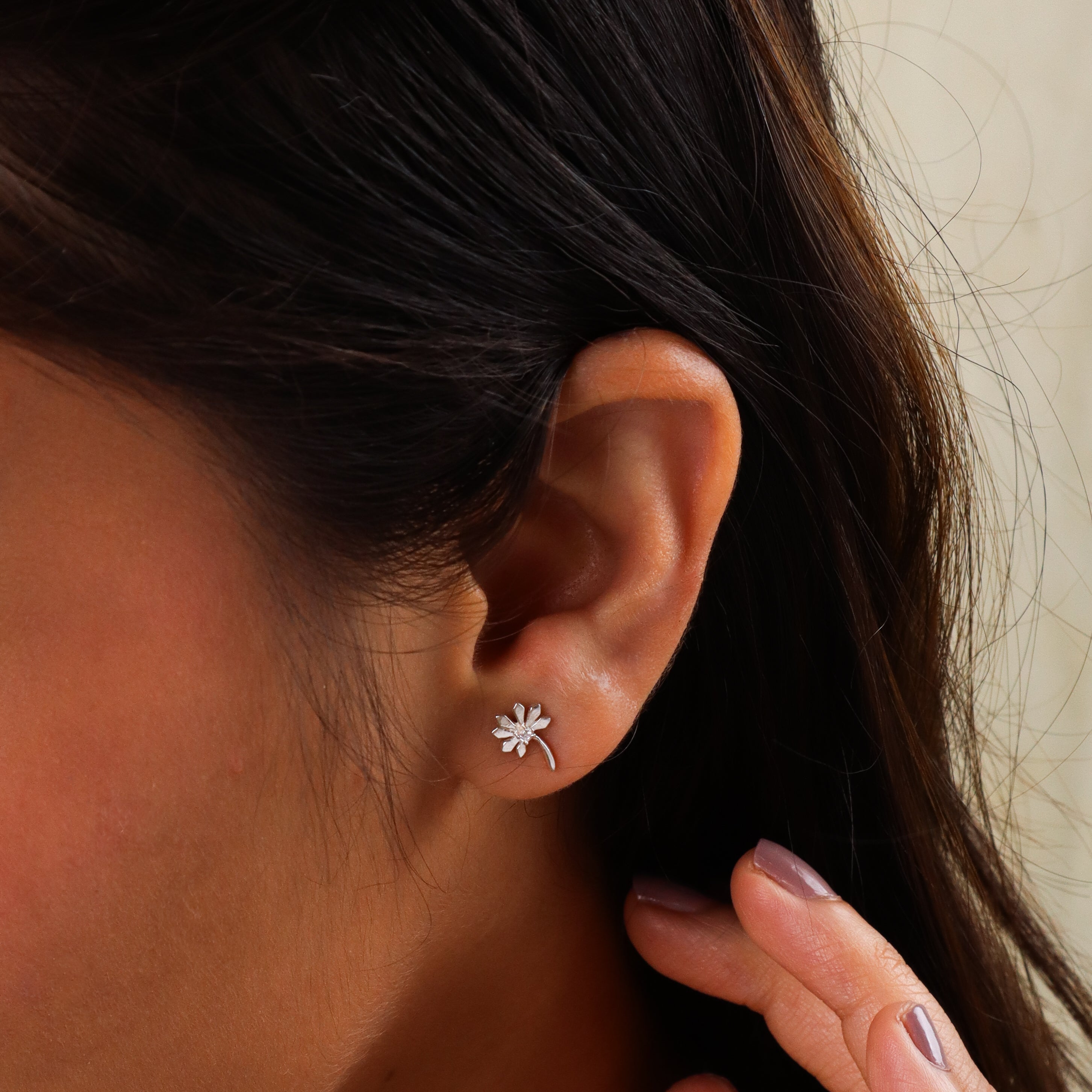 Silver Blossom Zircon Set with Chain