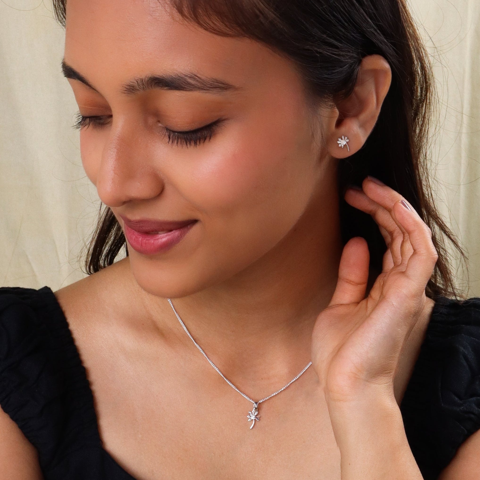 Silver Blossom Zircon Set with Chain