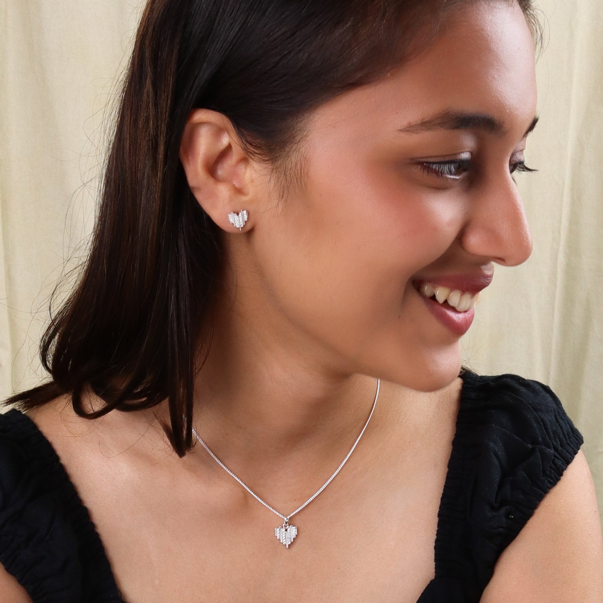 Silver Heart Zircon Set with Chain